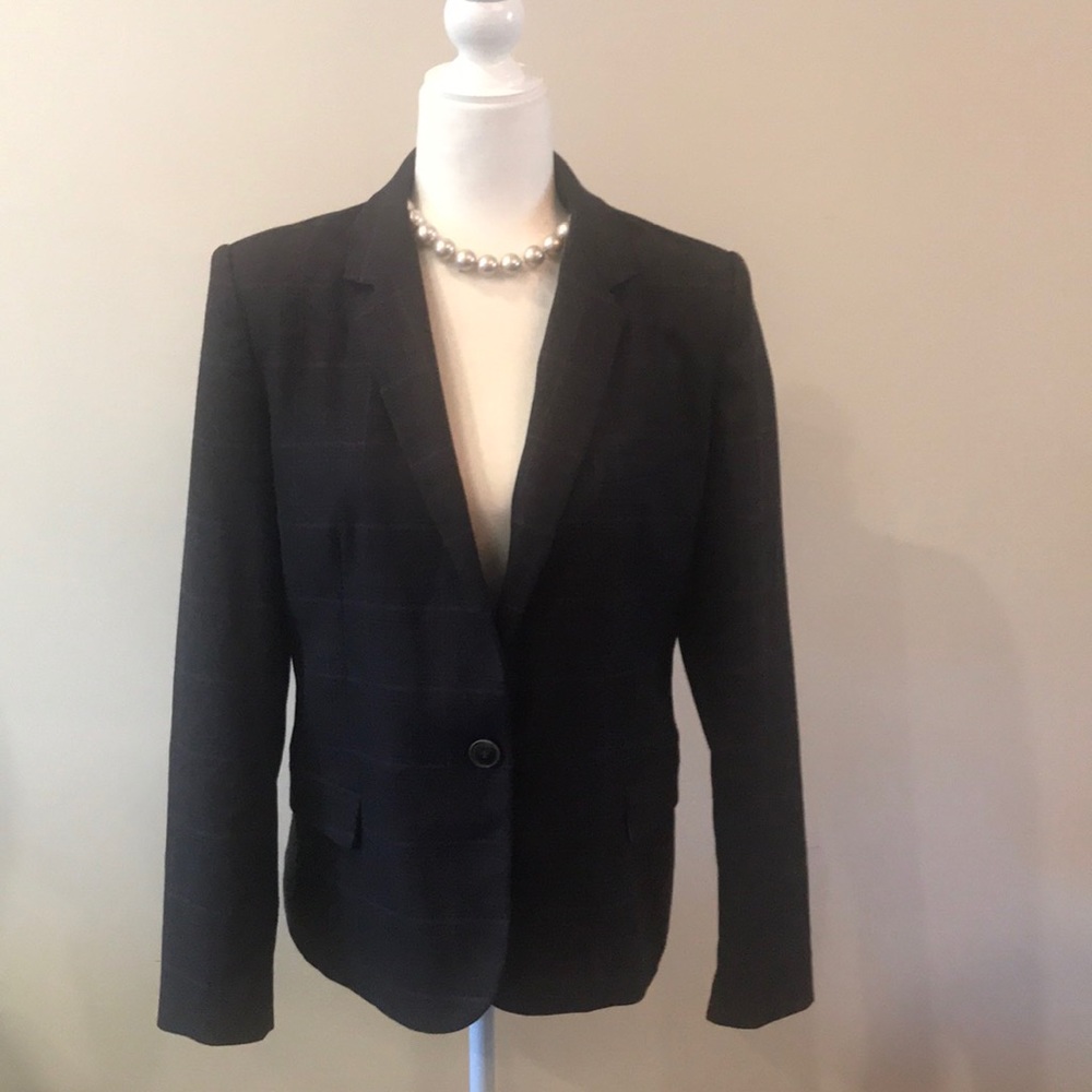 Navy jacket 😍 - Picture 5 of 7